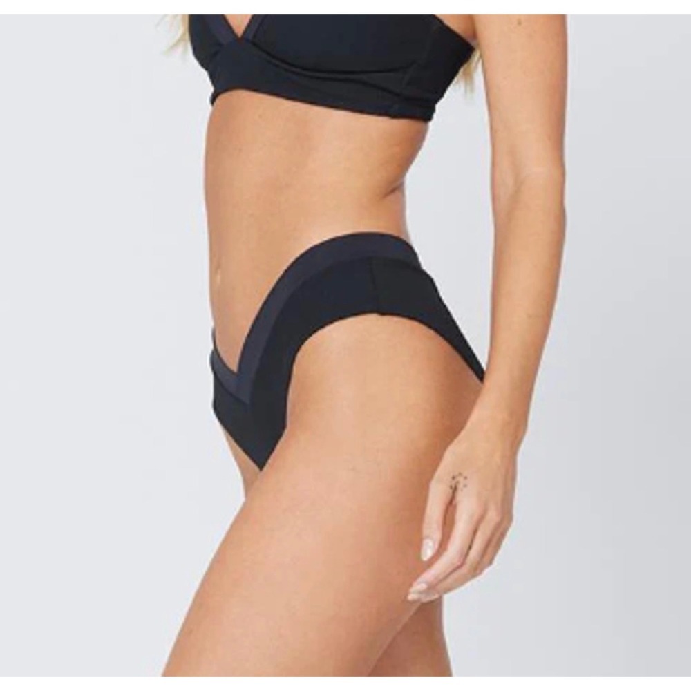 L*Space Ribbed Pratt Bikini Bottom L - Picture 6 of 8
